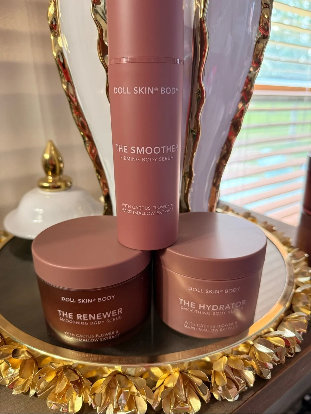 DOLLSKIN BODY Body care trio - the smoother, the renewer, the hydrator by DOLL10 - Picture 2 of 11